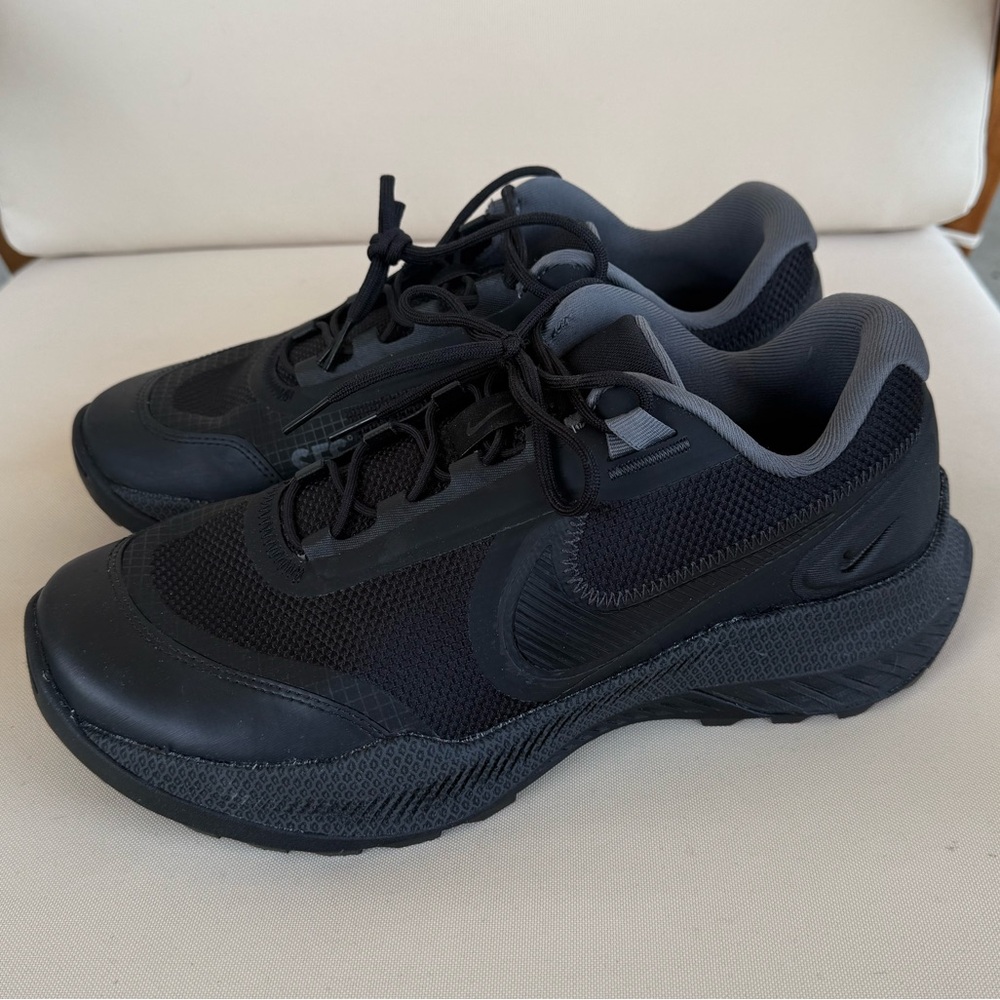 Nike Men’s React SFB Carbon